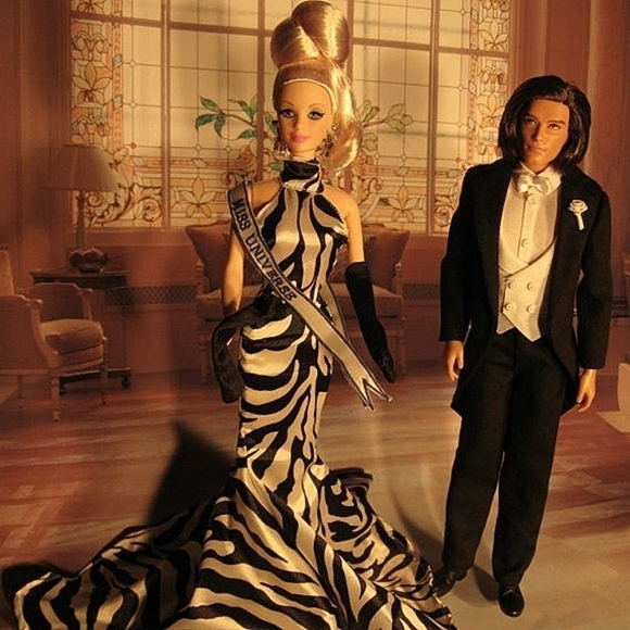 NEW OOAK ELEGANT DRESSED BARBIE DOLL W/ UPDOS IN GOWNS & ACCESSORIES $175 EACH - Picture 13 of 16